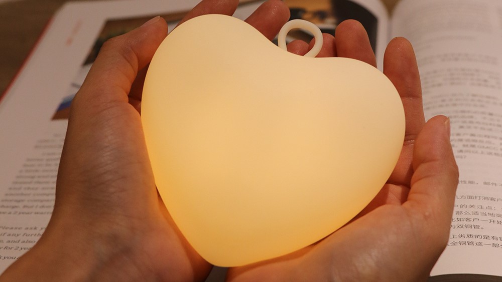Silicone Heart Mood Lamp Multicolor Atmosphere Lights For Anniversary Silicone Heart Mood Lamp Multicolor Atmosphere Lights For Anniversary